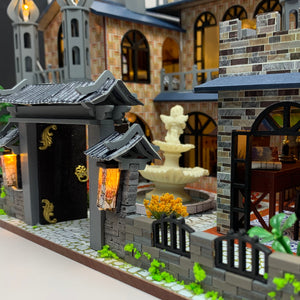 Dreams Come True Mini Casita Armable con Caja Exhibidor