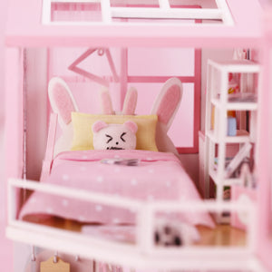 First Love Mini Casita Armable con Caja Exhibidor