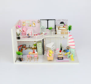 Anna's pink melody Mini Casita Armable con Caja Exhibidor