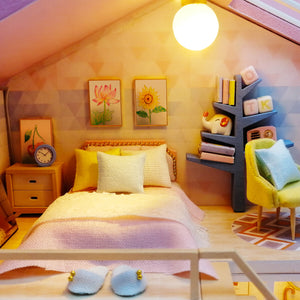 Sweet Time Mini Casita Armable con Caja Exhibidor