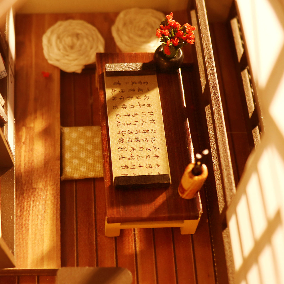 The Ancient Capital under moonlight Mini Casita Armable con Caja Exhibidor