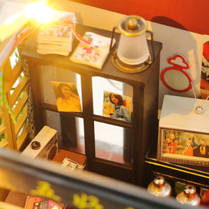 We are family Mini Casita Armable con Exhibidor