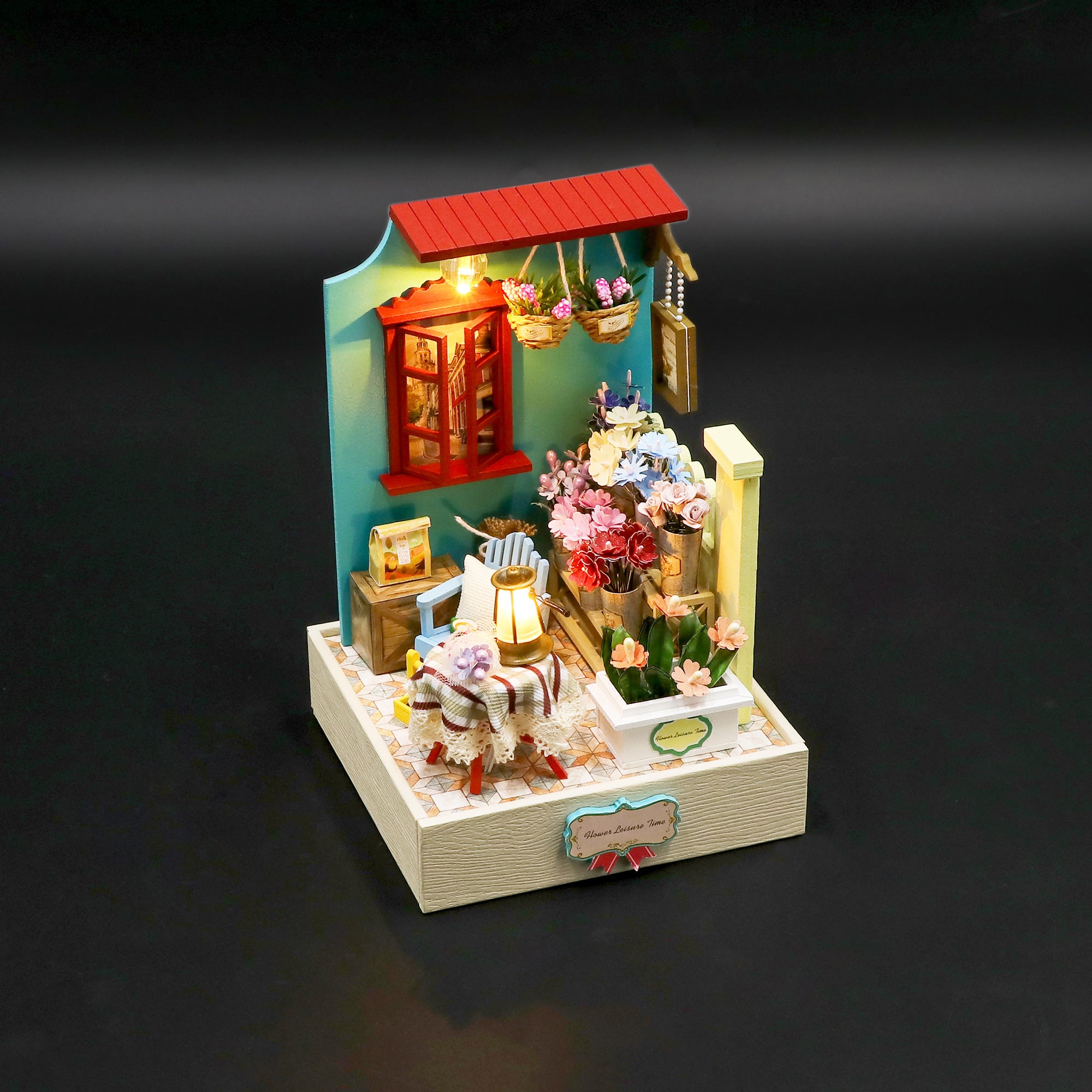 Flower Leisure Time Mini Casita Armable con Caja Exhibidor