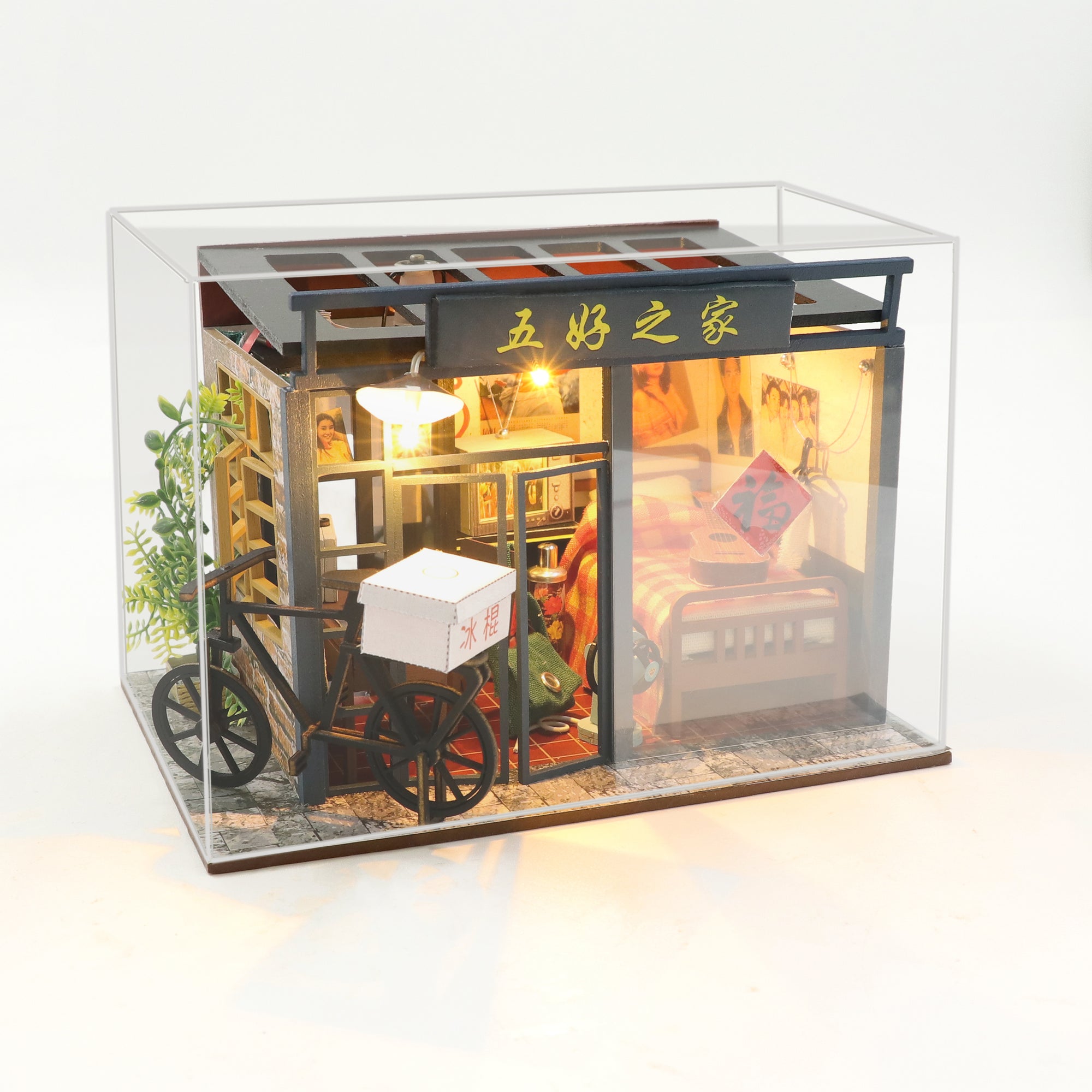 We are family Mini Casita Armable con Exhibidor