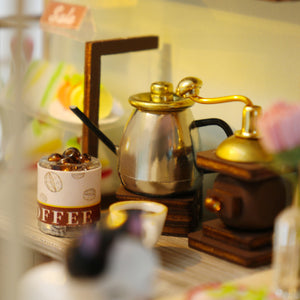 Cat Cafe Garden Miniatura Armable con Exhibidor