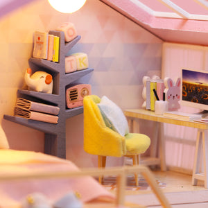 Sweet Time Mini Casita Armable con Caja Exhibidor