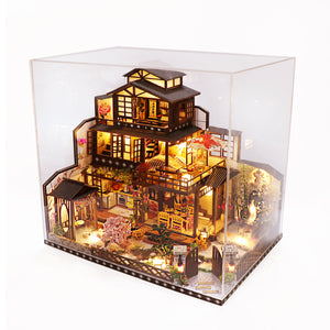 The Ancient Capital under moonlight Mini Casita Armable con Caja Exhibidor