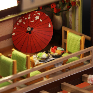 Gibbon Sushi Mini Casita Armable con Exhibidor