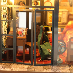 We are family Mini Casita Armable con Exhibidor