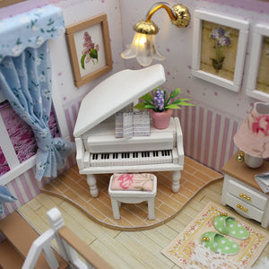 Because of You Mini Casita Armable