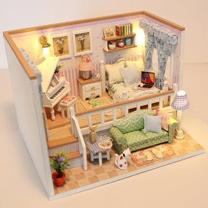 Because of You Mini Casita Armable