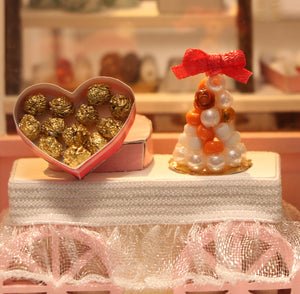 Cocoa's Fantastic Ideas Time Mini Casita Armable con Caja Exhibidor