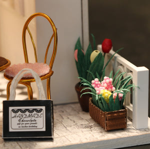 Cocoa's Fantastic Ideas Time Mini Casita Armable con Caja Exhibidor