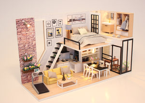 Give You Happiness Mini Casita Armable con Caja Exhibidor