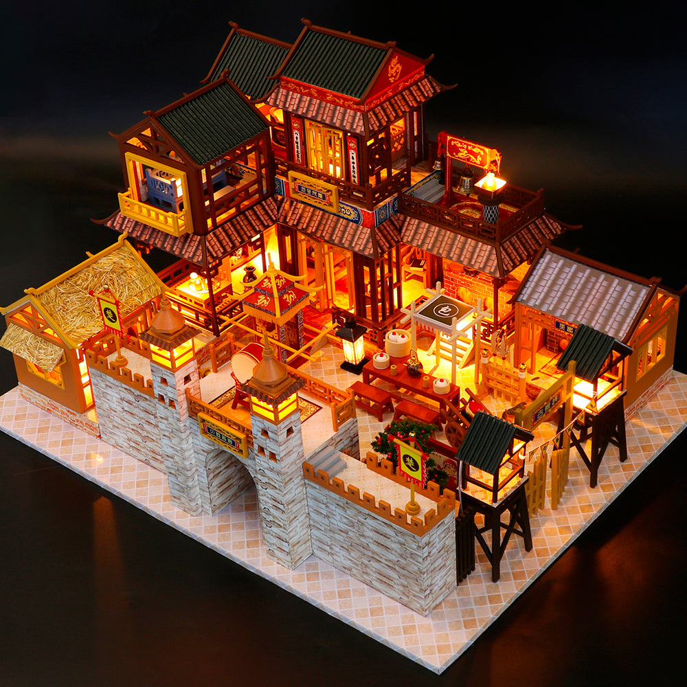 Life Long Love Mini Casita Armable con Caja Exhibidor