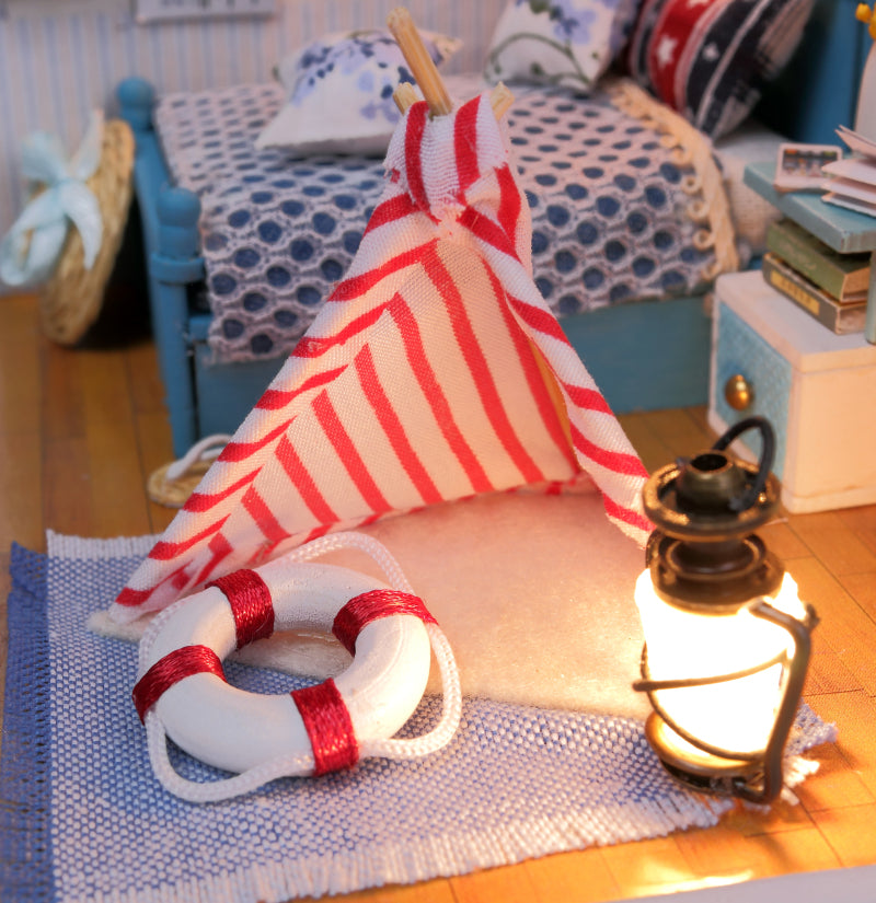 Brandon's Room Casita Miniatura Armable